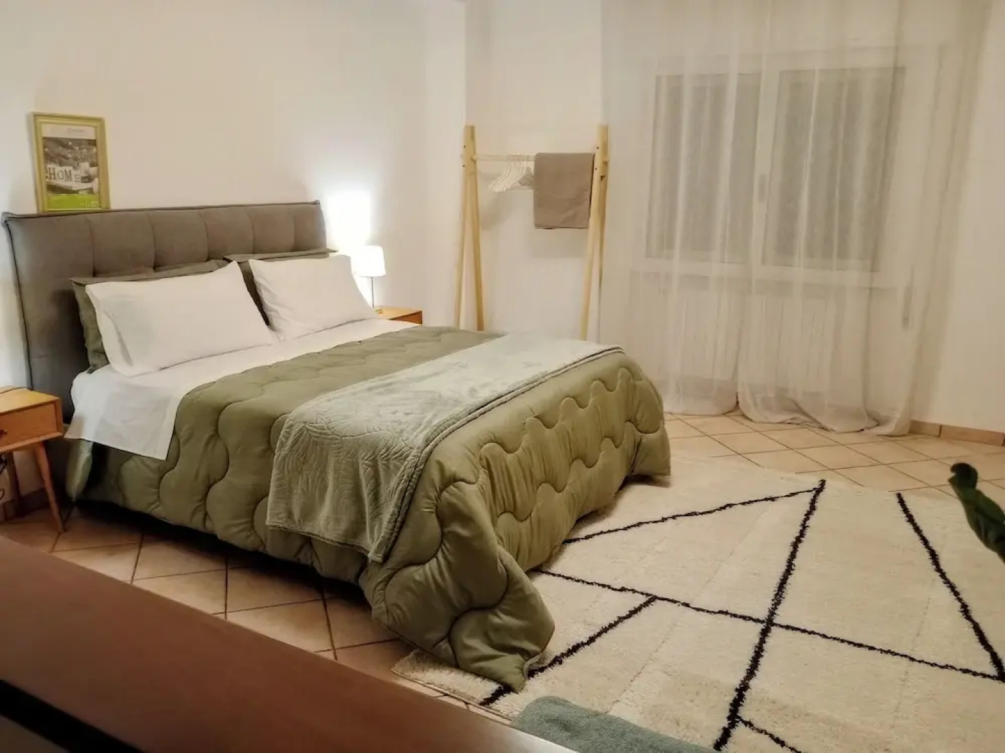 Rosy Suite Bed & Breakfast