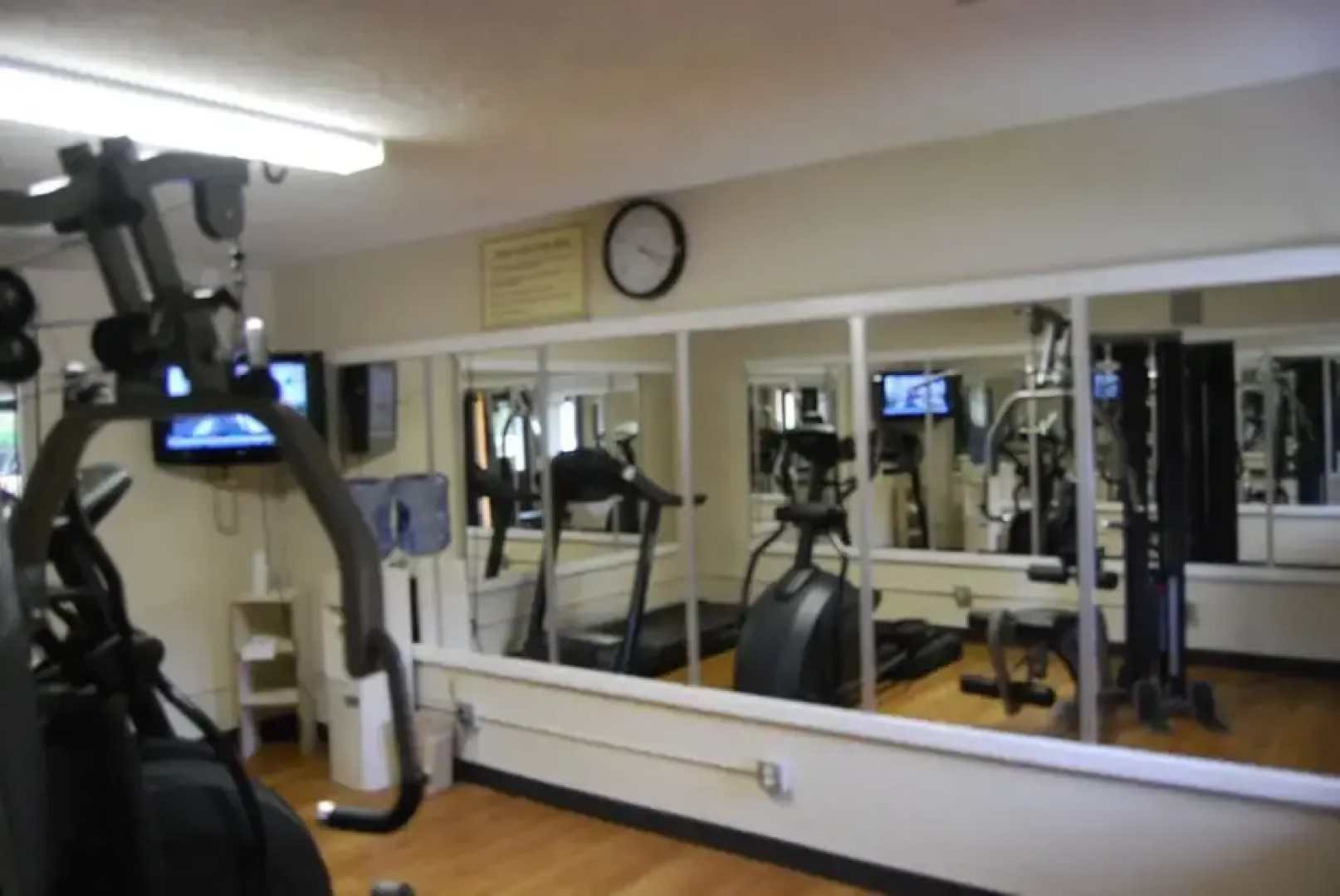 Eglin Extended Stay Hotel, a Howard Johnson by Wyndham