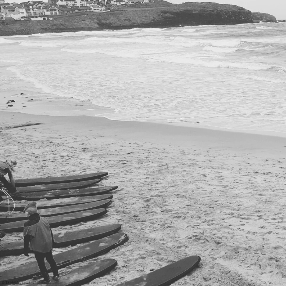 Portrush - Hope Cottage - sleeps 5 guests  in 3 bedrooms