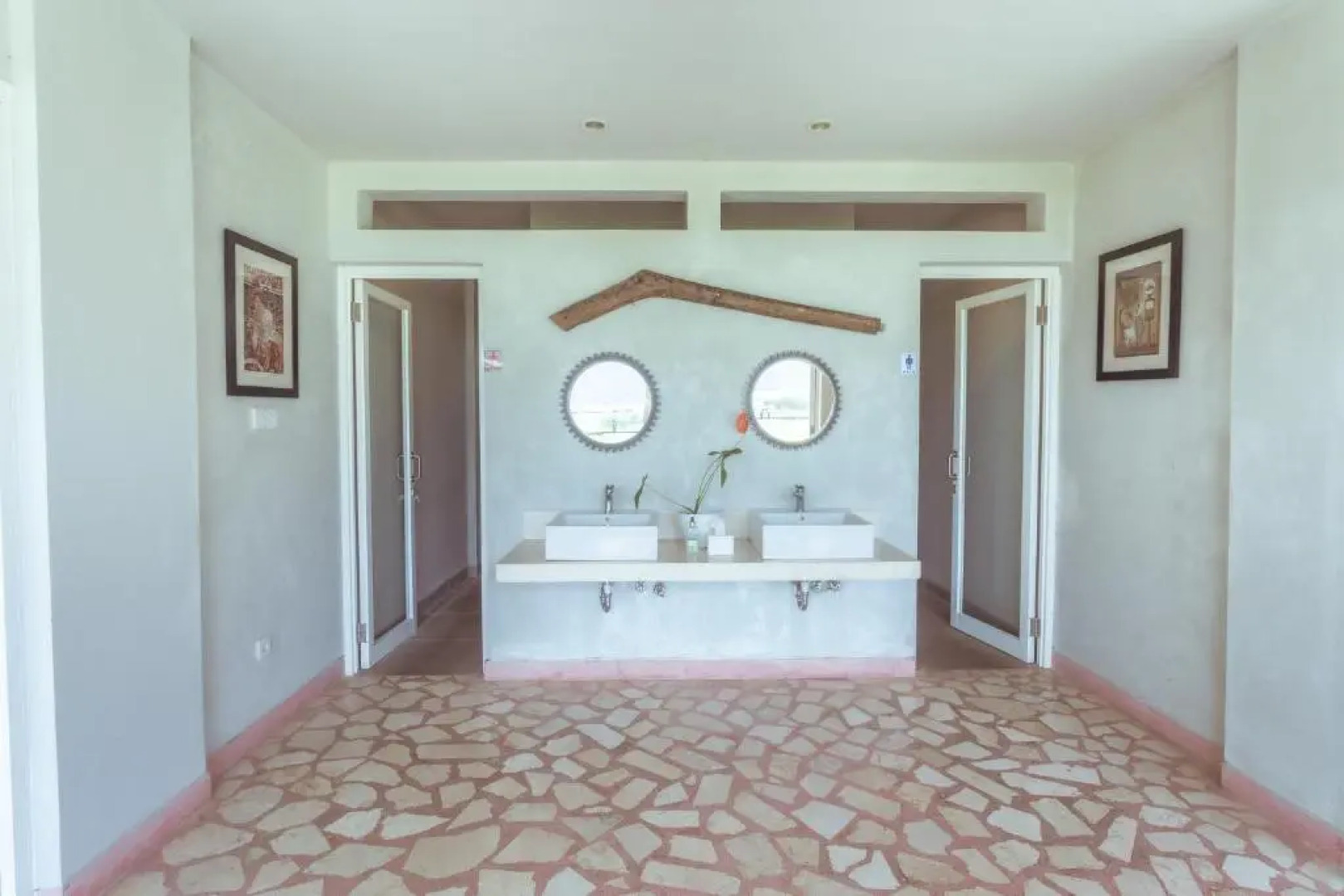 The Joglo Beratan by ecommerceloka