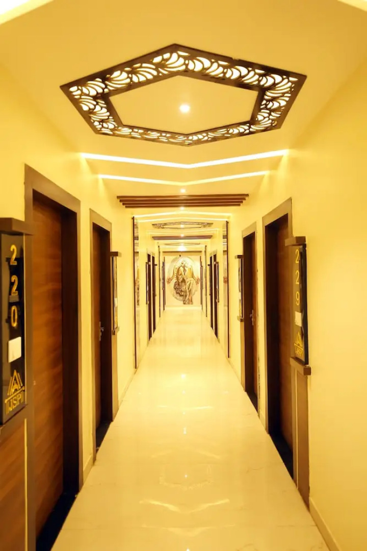 Hotel Jatashankar Palace