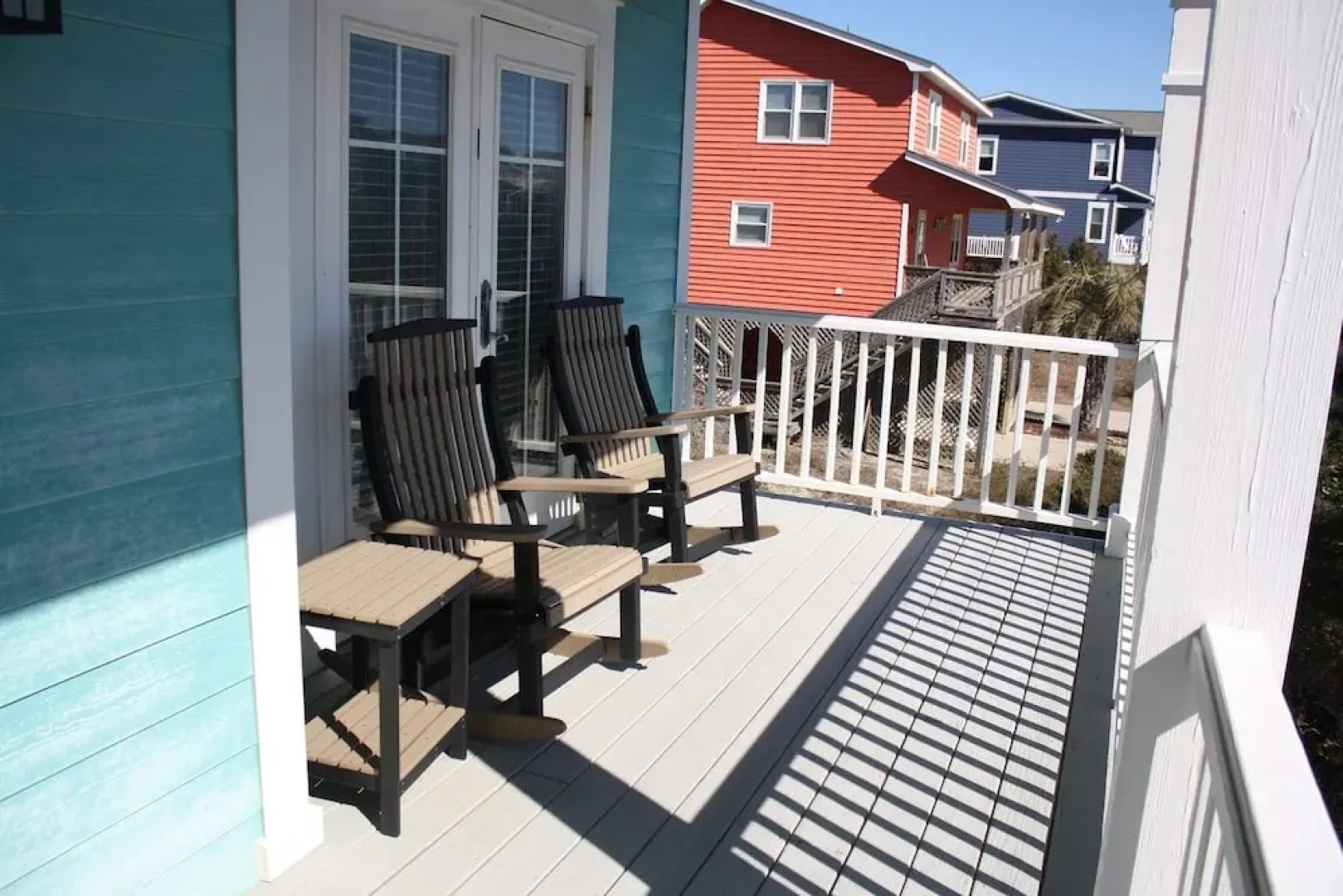 Beach Crew 4 Bedroom Home by RedAwning