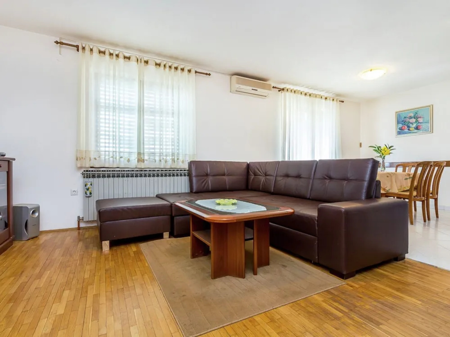 Detached 6 Bedroom House with Private Pool near Ližnjan