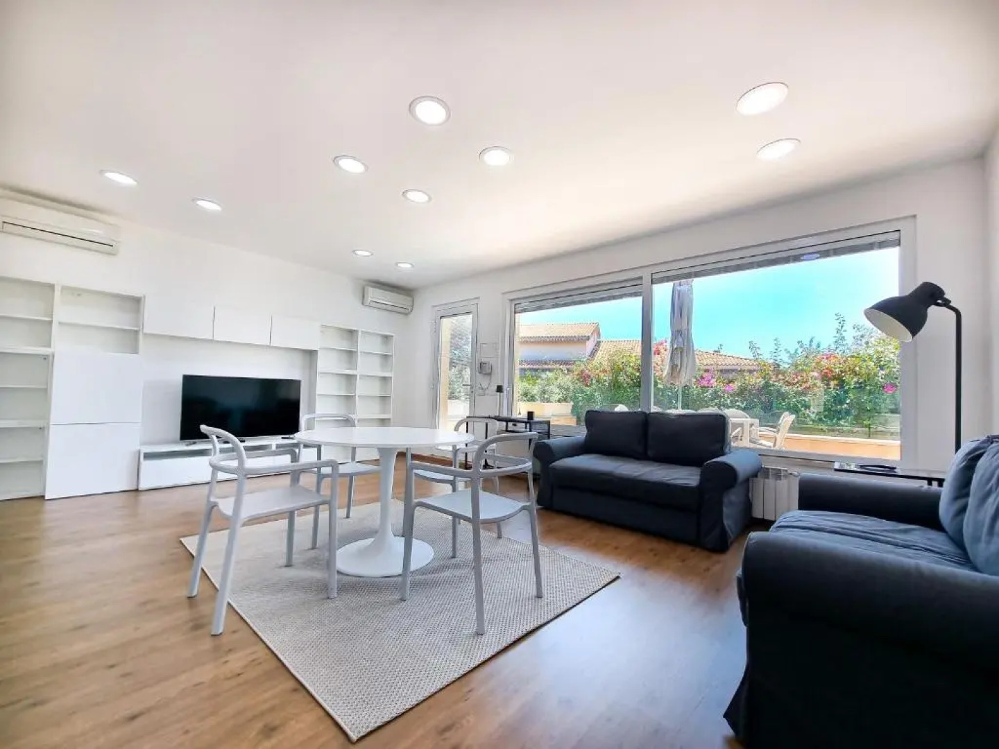 HGT Supreme Residence