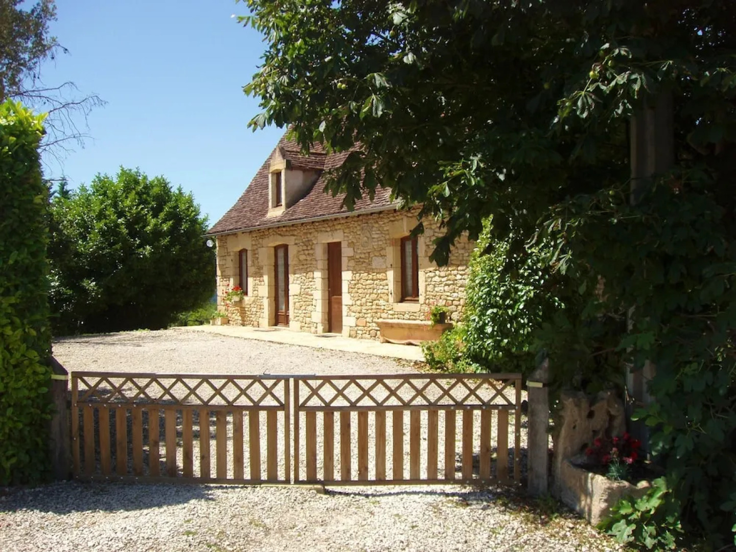 House With 4 Bedrooms in Plazac, With Private Pool, Enclosed Garden an