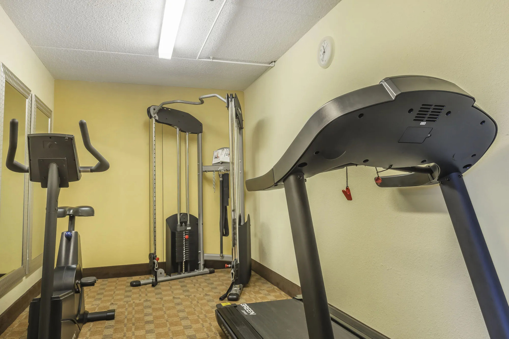 Quality Inn & Suites Pittsburgh Harmarville