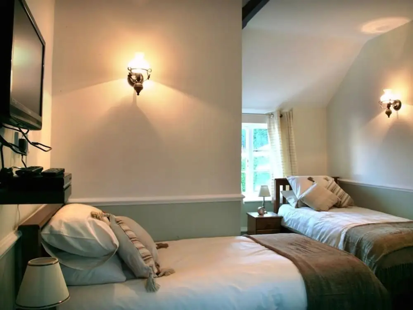 Bell Inn