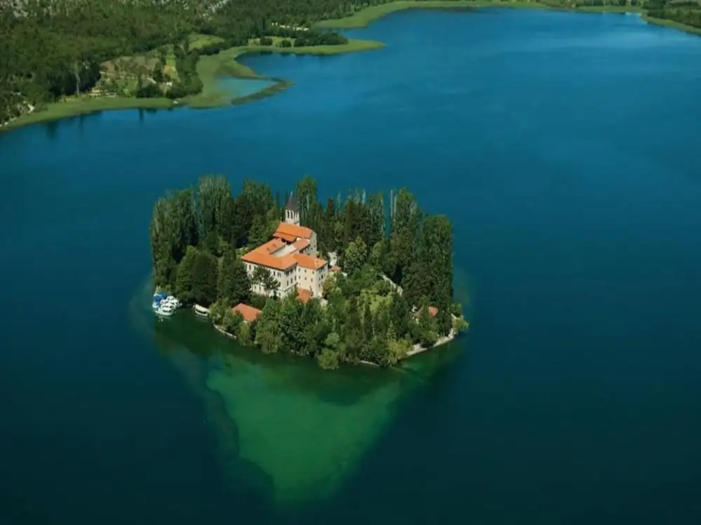 Charming Park View Room With Breakfast Included