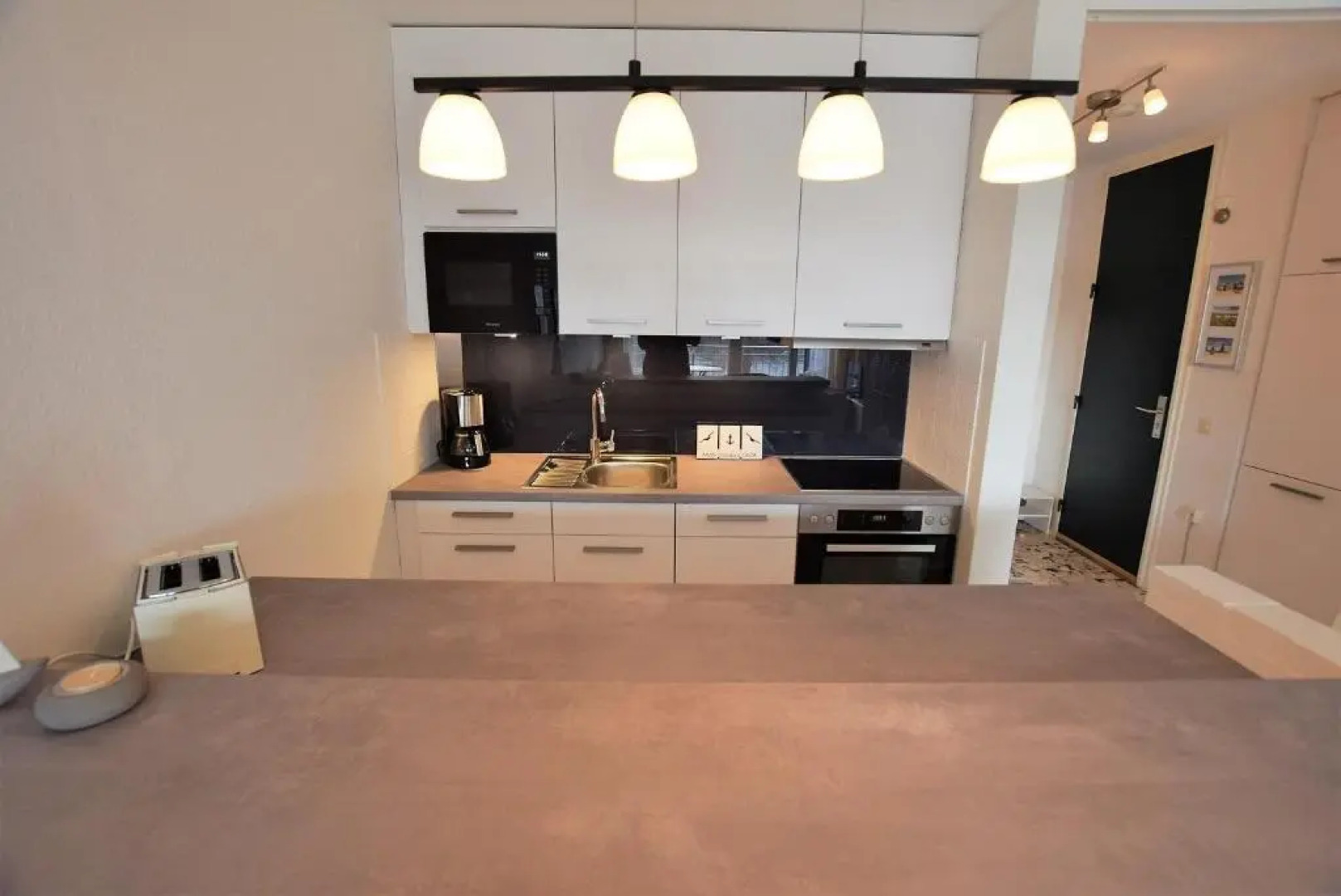 Hohes-Ufer-12-Meeresrauschen-H