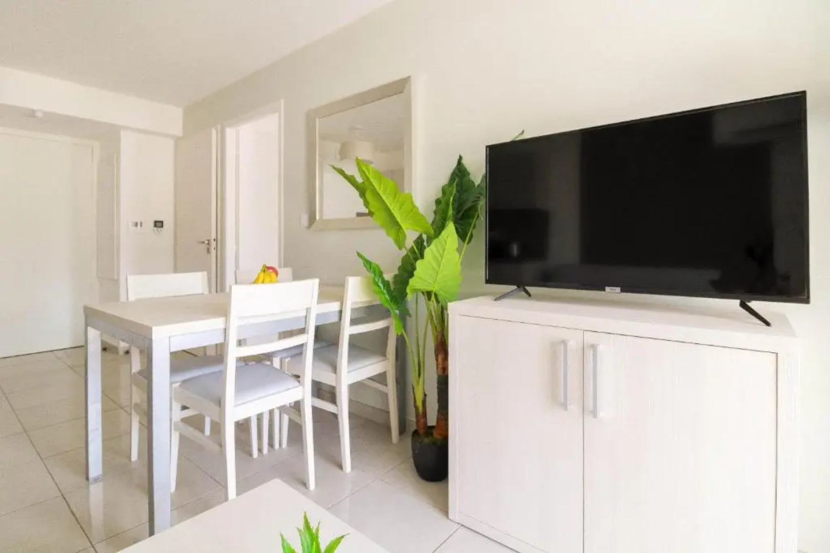 SELECT'SO HOME - Résidence Le Poséidon - Piscine & Parking - Prestations de qualité & Services Hôteliers - POS03