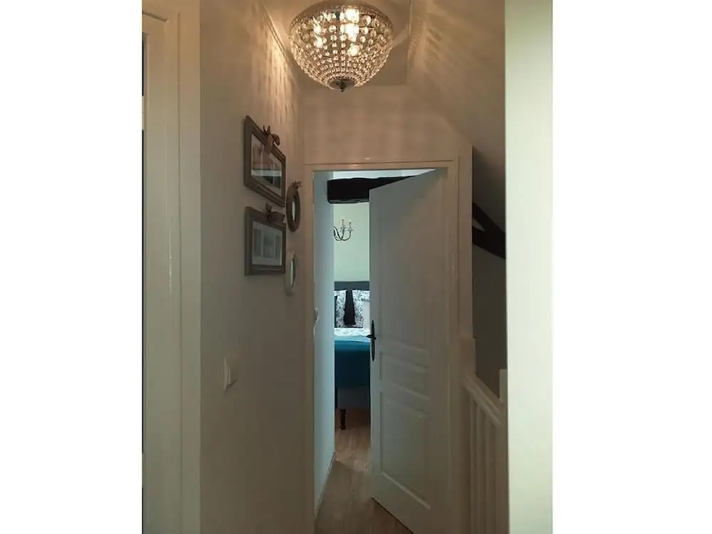 Chic Villa in La Chapelle-blanche-saint-martin With Jacuzzi