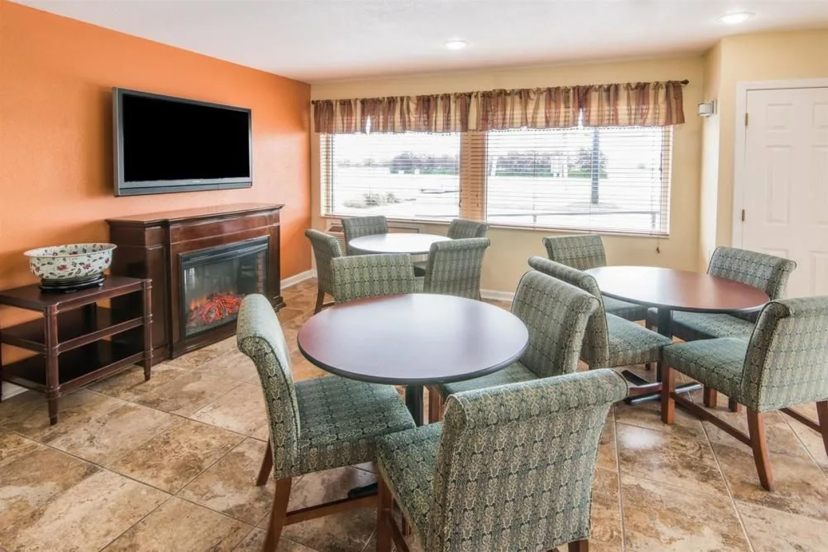 Travelodge Grove City