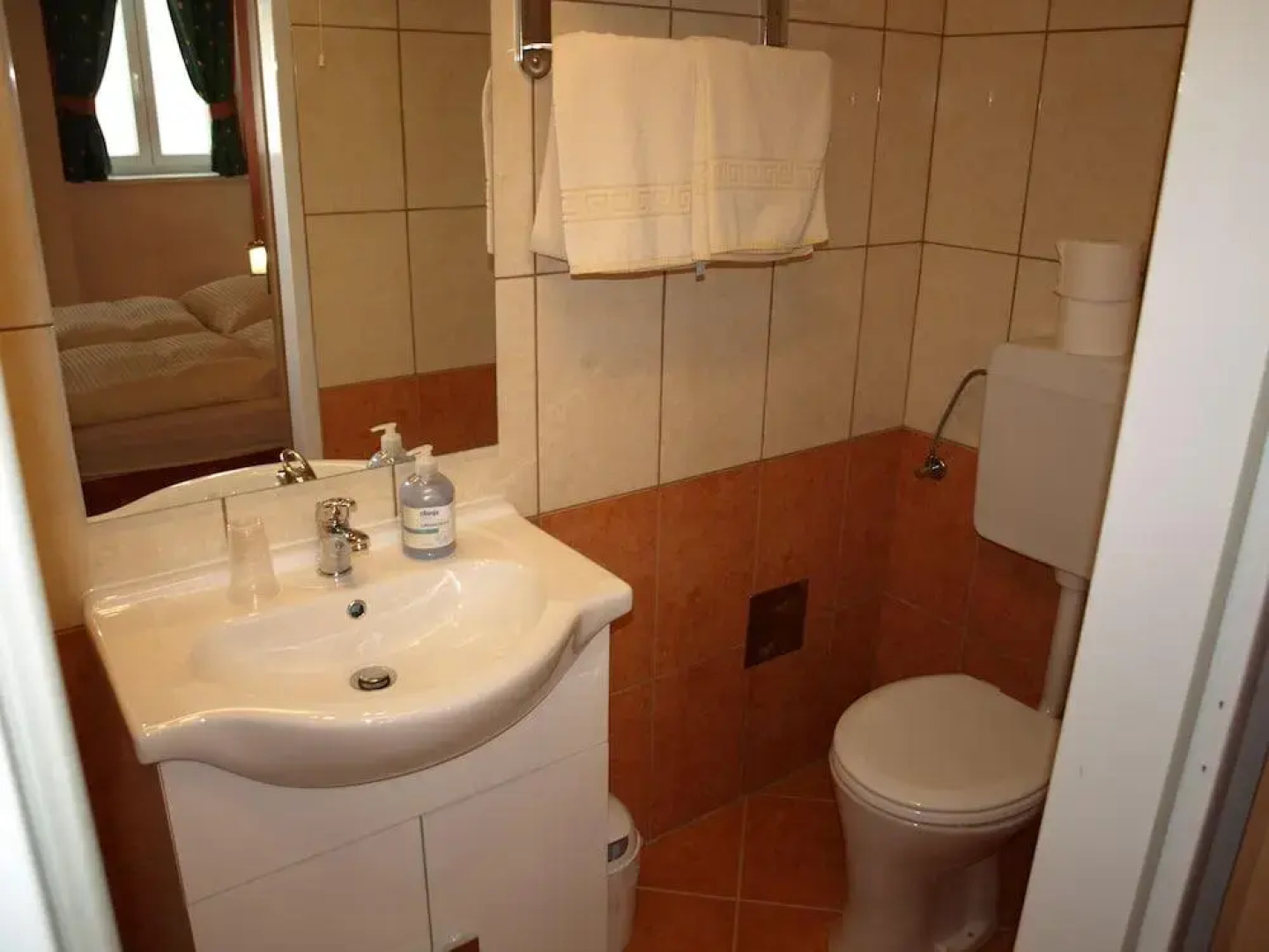 Liechtenstein Apartments II