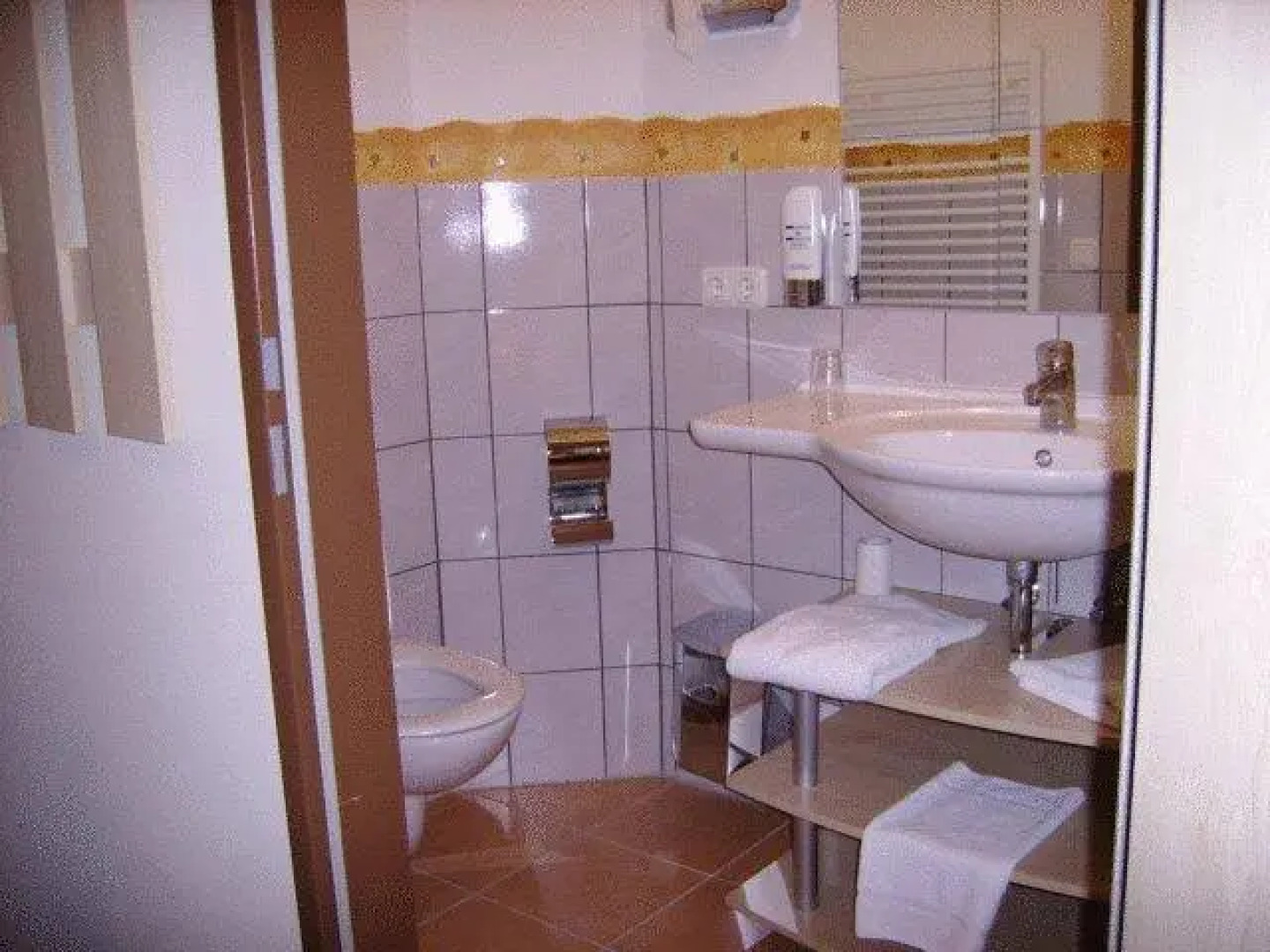 Neues Gästehaus und Hotel-Pension zum Gmoana