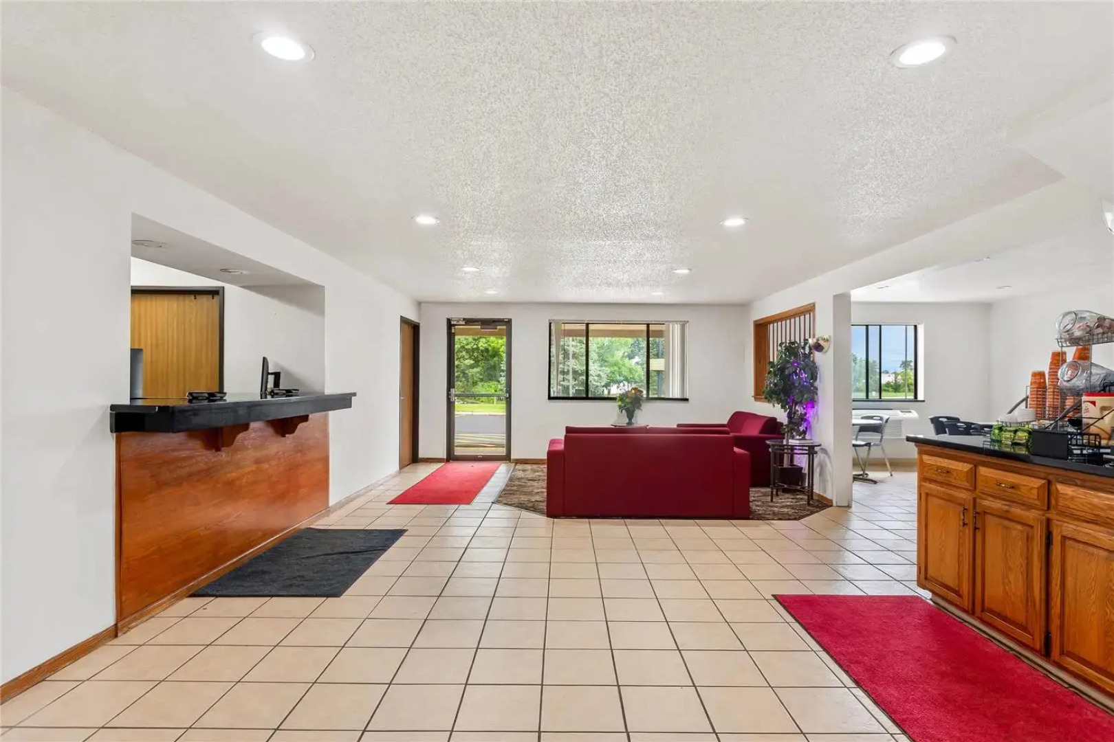 Quality Inn & Suites Howe - Sturgis