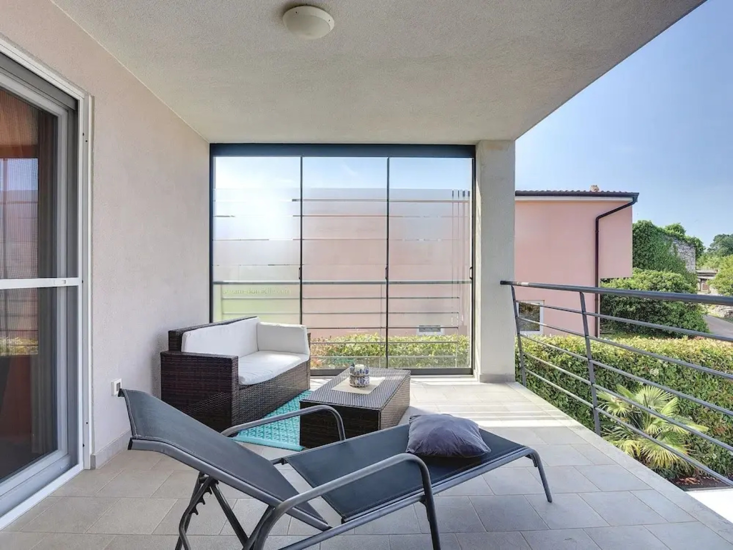 Modern Holiday Home in Novigrad With Pool