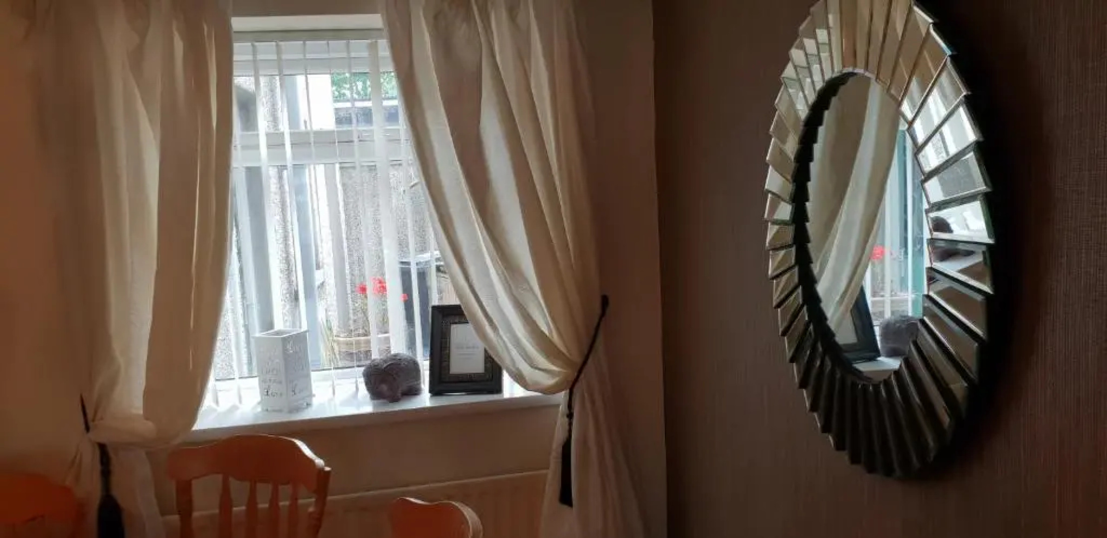 Comfy Quiet Town House