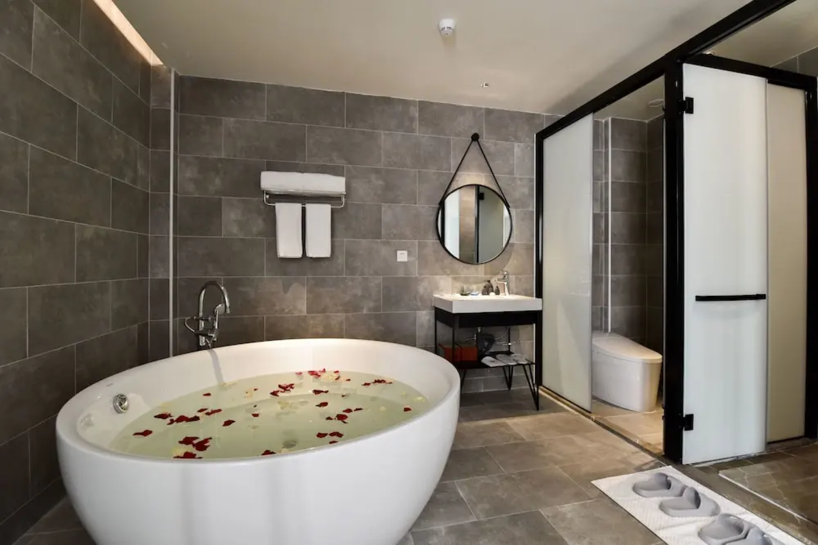 City Inn Xinqiao