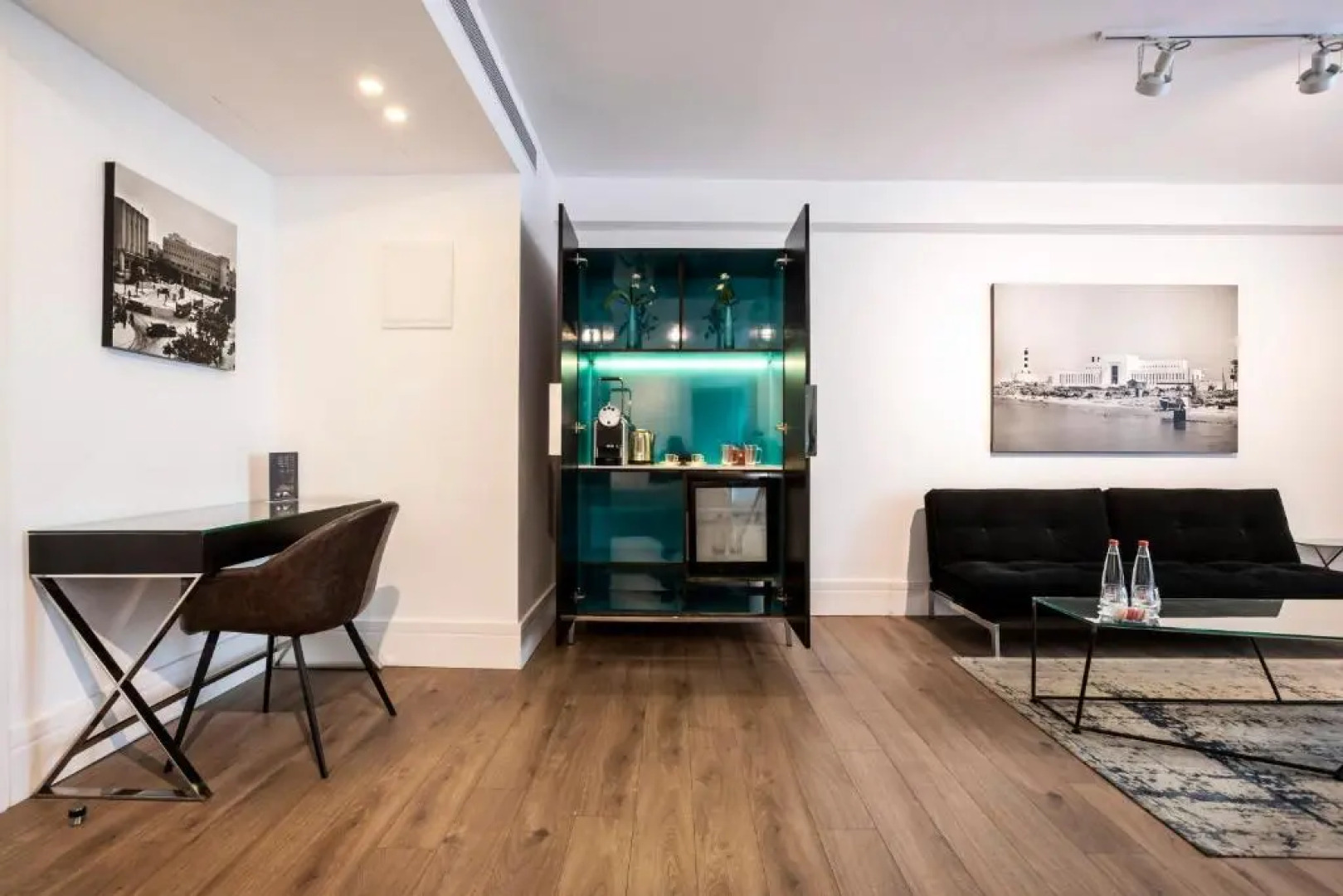 Alexander Hotel– Tel Aviv