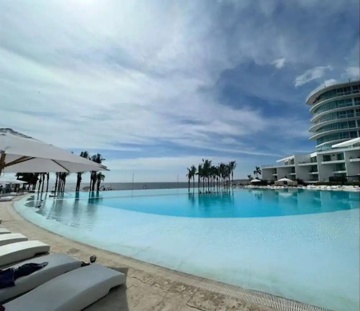 Aria Ocean 188 Flamingos