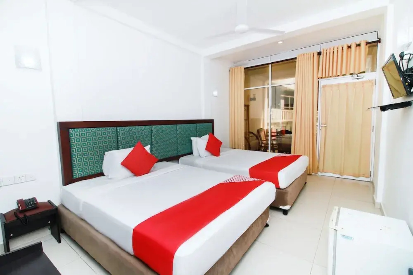 OYO 251 Milton Beach Resort