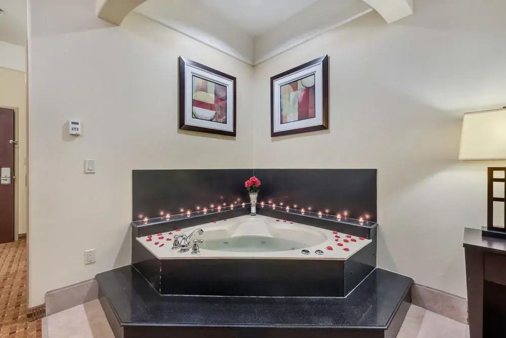 Best Western Plus Arena Inn & Suites