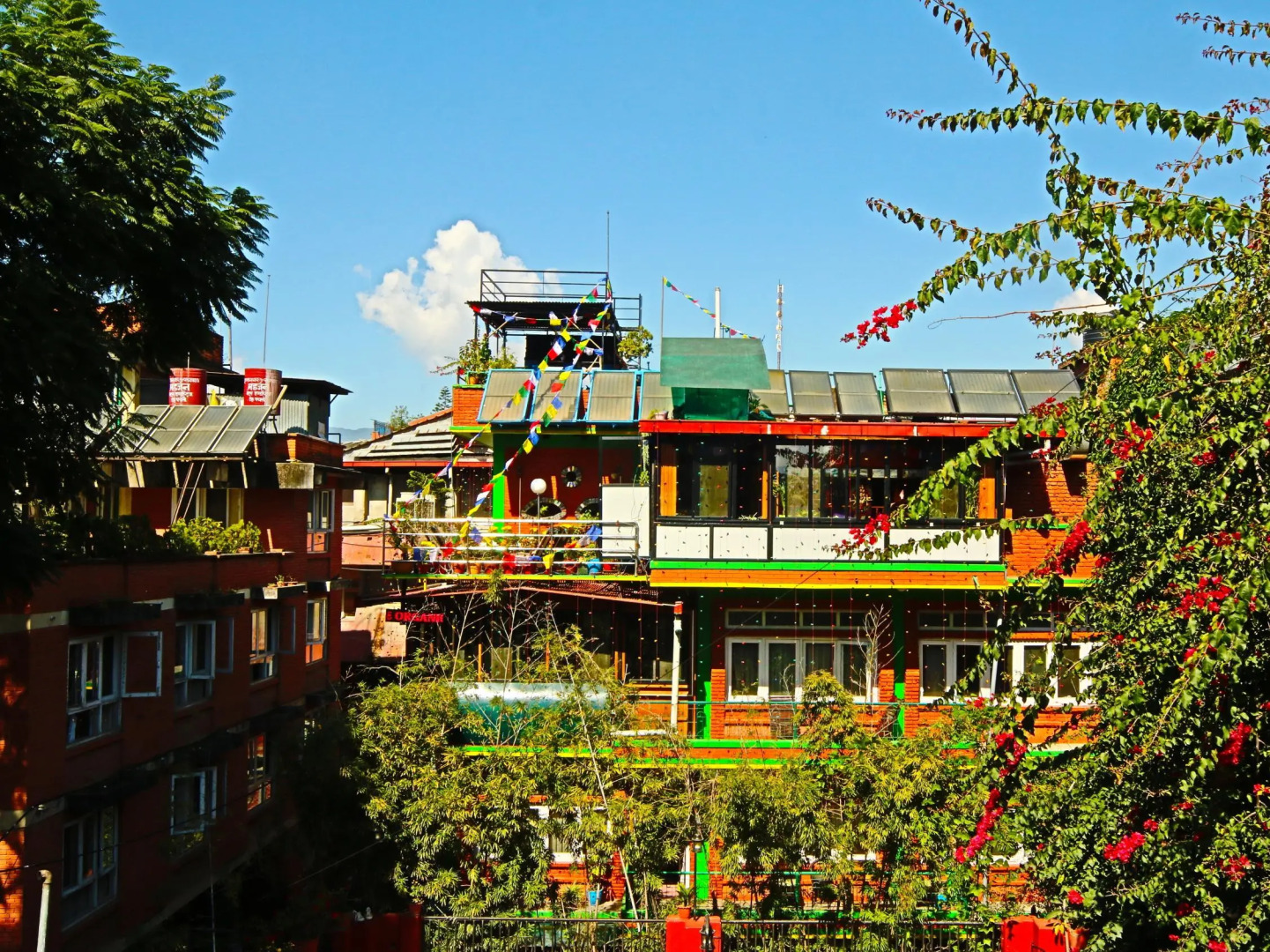 Shangri-la Boutique Hotel