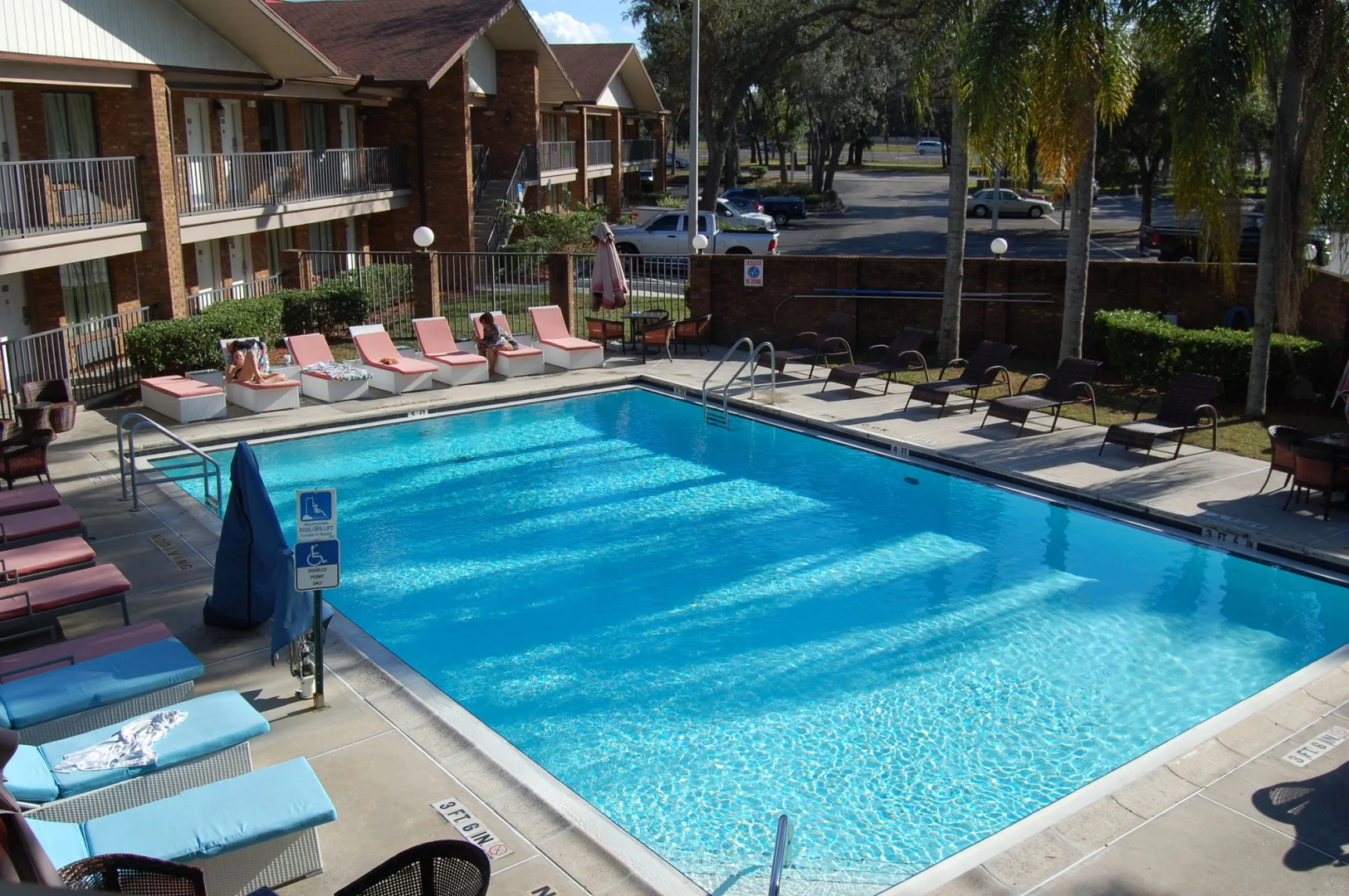 Ramada By Wyndham Temple Terrace/Tampa North