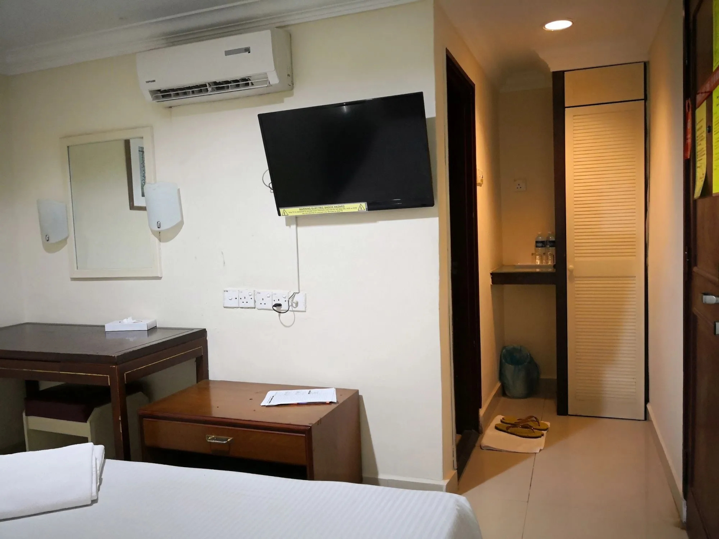 Carlton Star Hotel