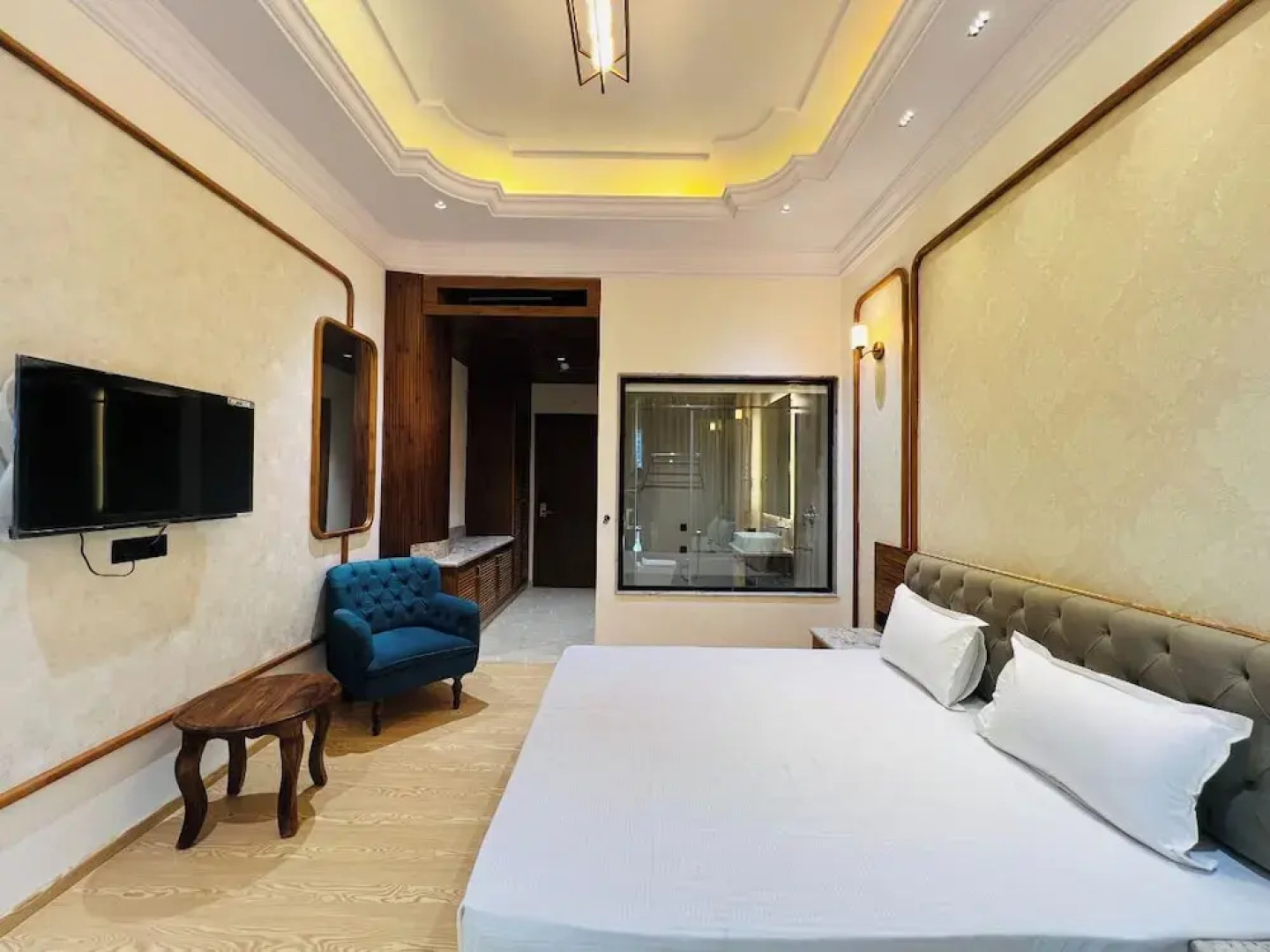 Hotel Virasat-E-Bushahr