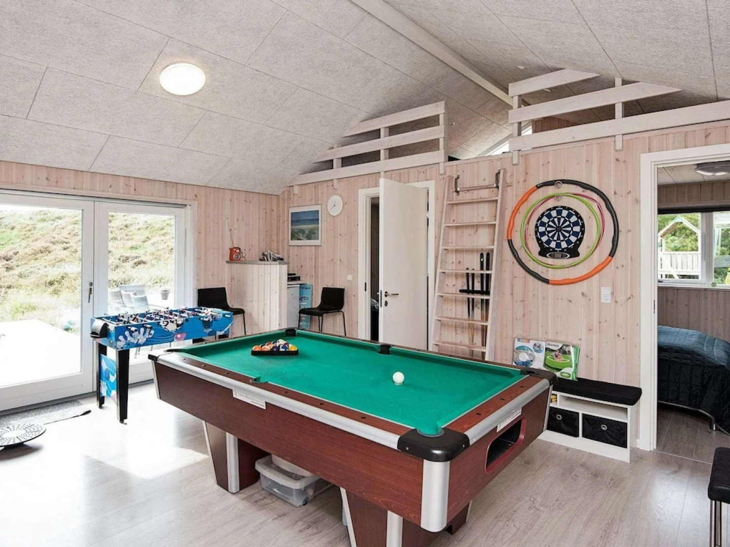 Scenic Holiday Home in Rømø with Hot Tub & Sauna