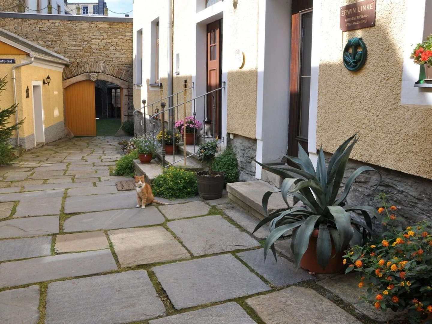 Rustic Apartment in Annaberg-Buchholz near City Center