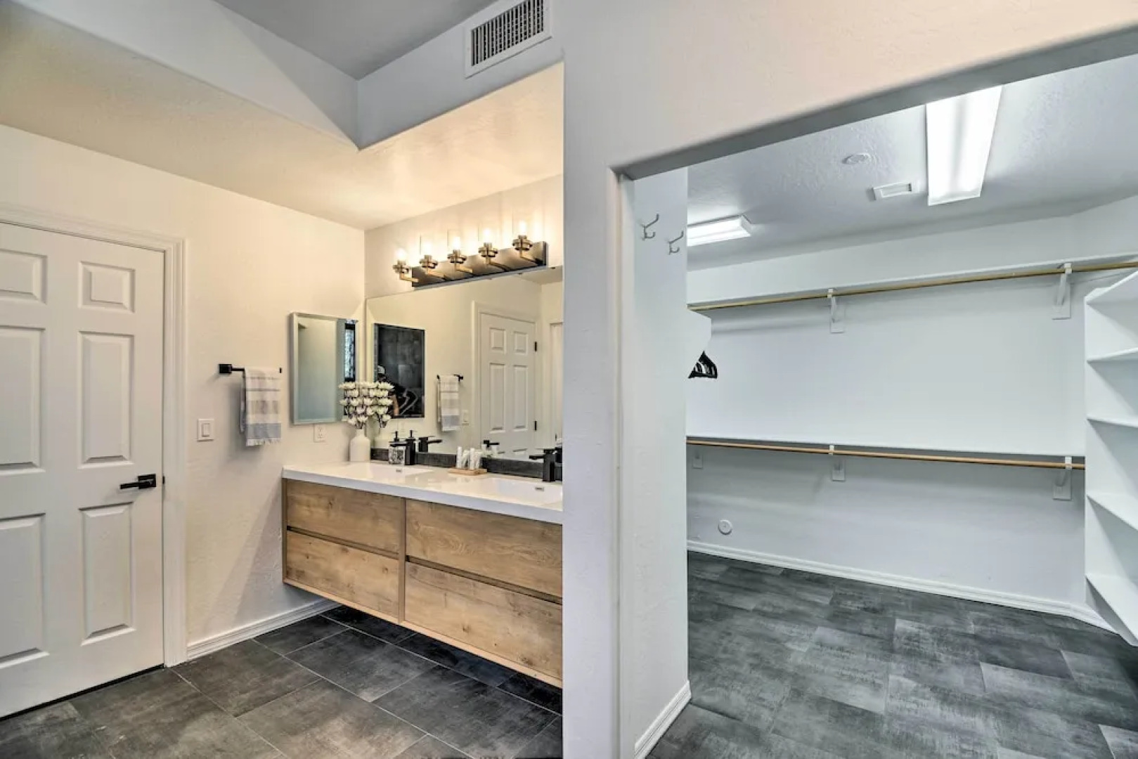 Pool, Spa & Putting Green: Fountain Hills Home!