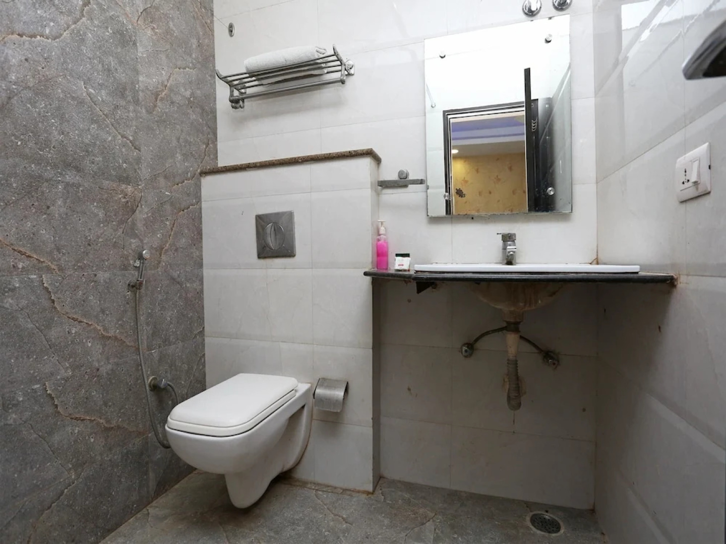 OYO 8780 Hotel Windsor Castle