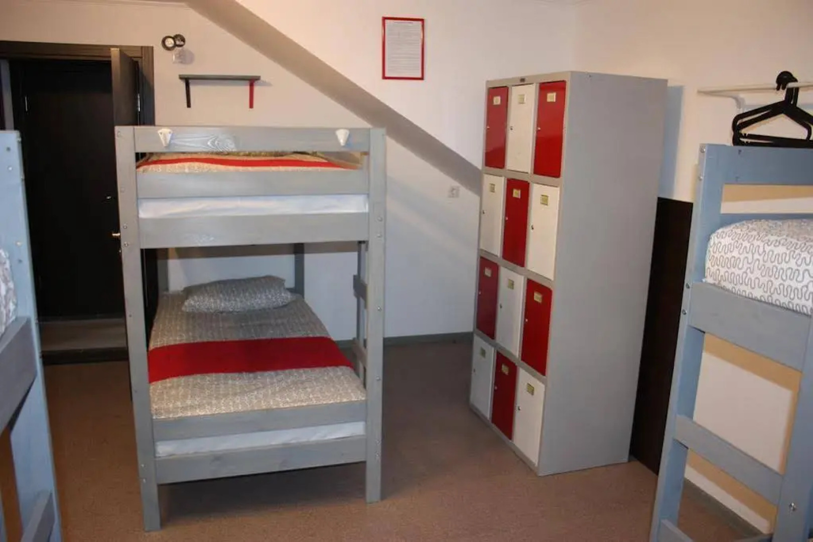 Хостел "Hollywood"