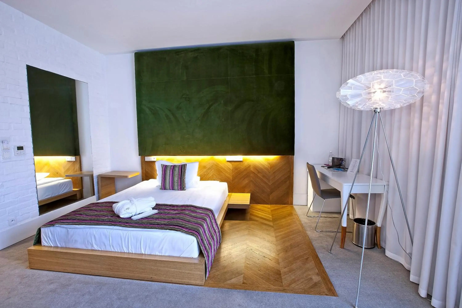 Platinum Residence Boutique Hotel