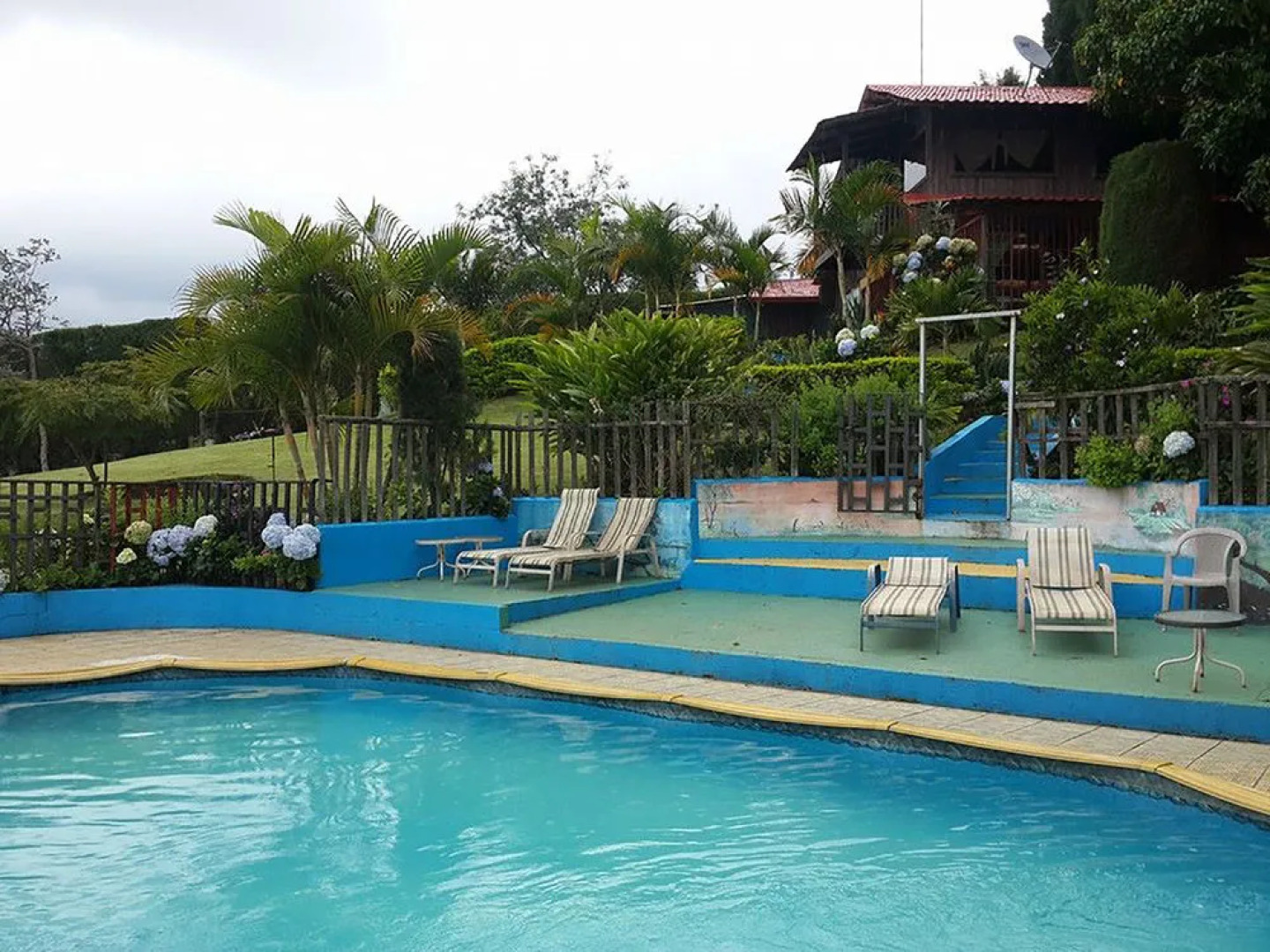 Villas Cipreses - Hostel