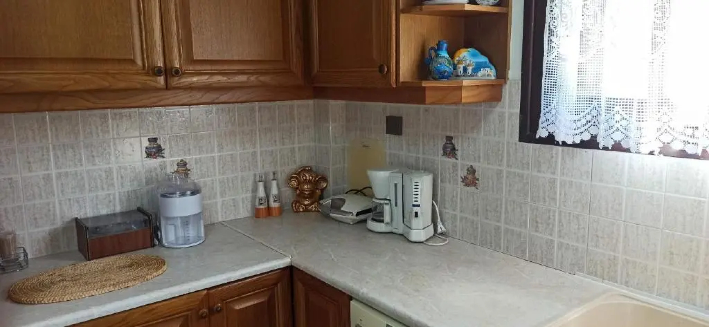 Nikos Holidays House