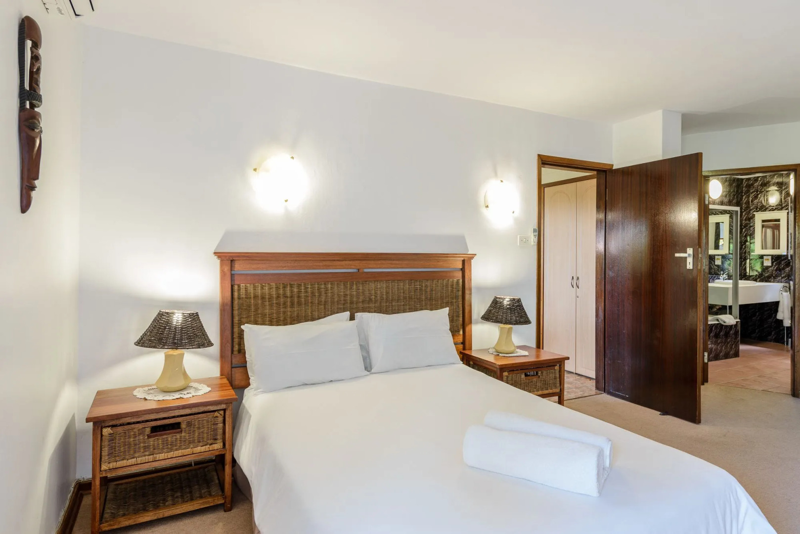 San Lameer Villa Rentals 1927