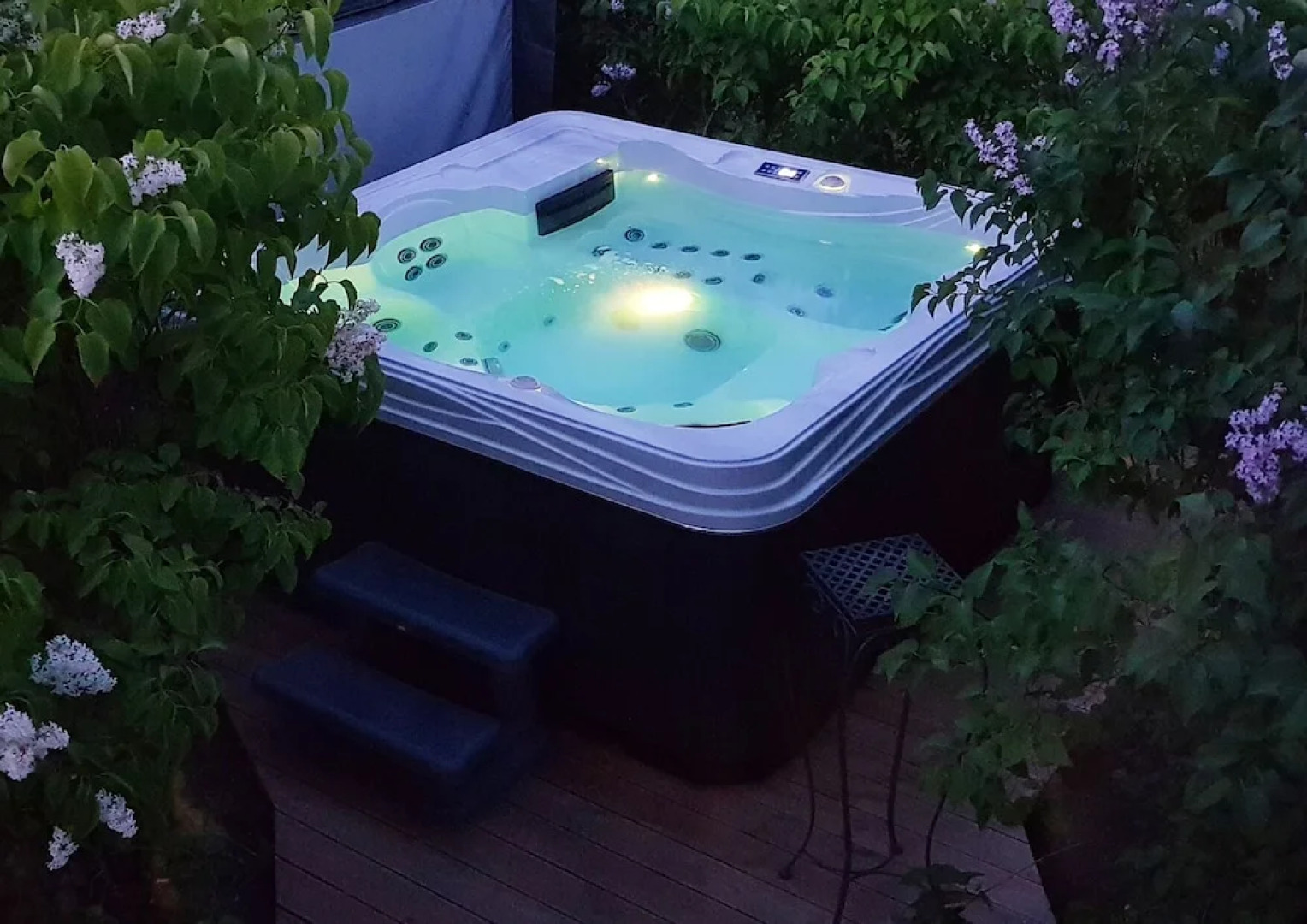 Som Hemma Gardscafe Bed & Breakfast