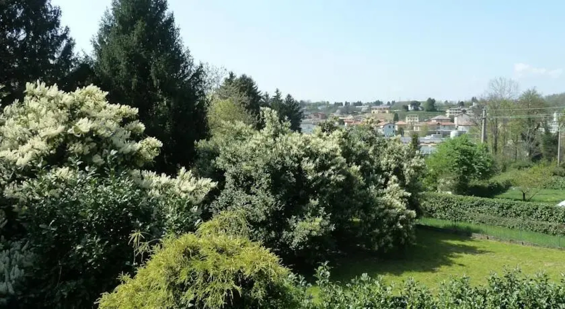 Casa Vacanza Giardino Cantù