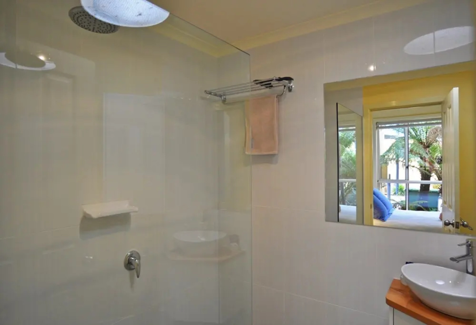 The Sails 4 - Central Location