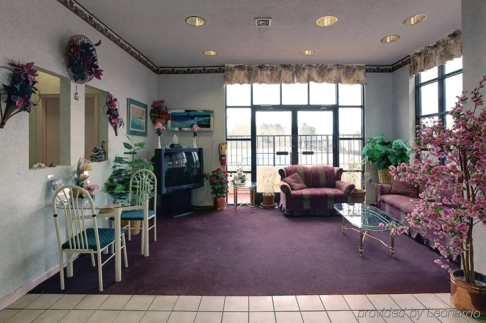 Ramada by Wyndham Bainbridge