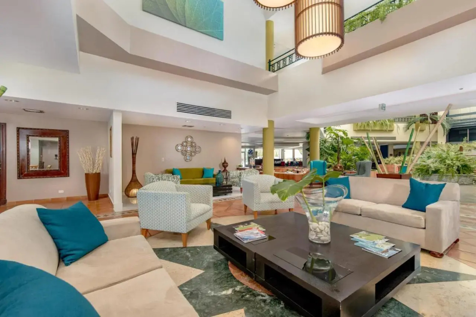 Hodelpa Garden Suites Golf & Convention Center