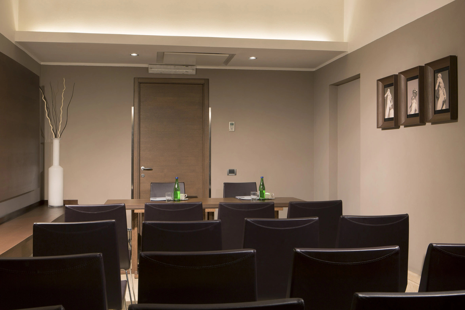 The Independent Hotel