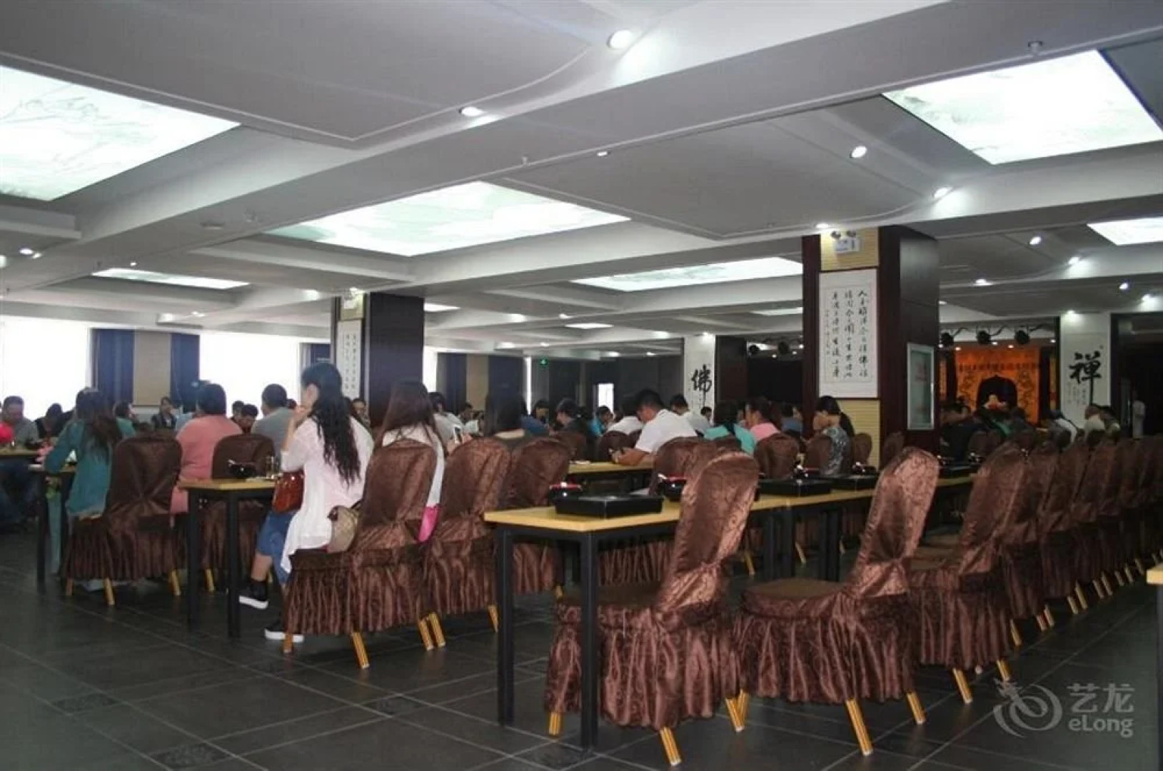 Wutai Mountain Tropaeolum Zen Culture Theme Hotel