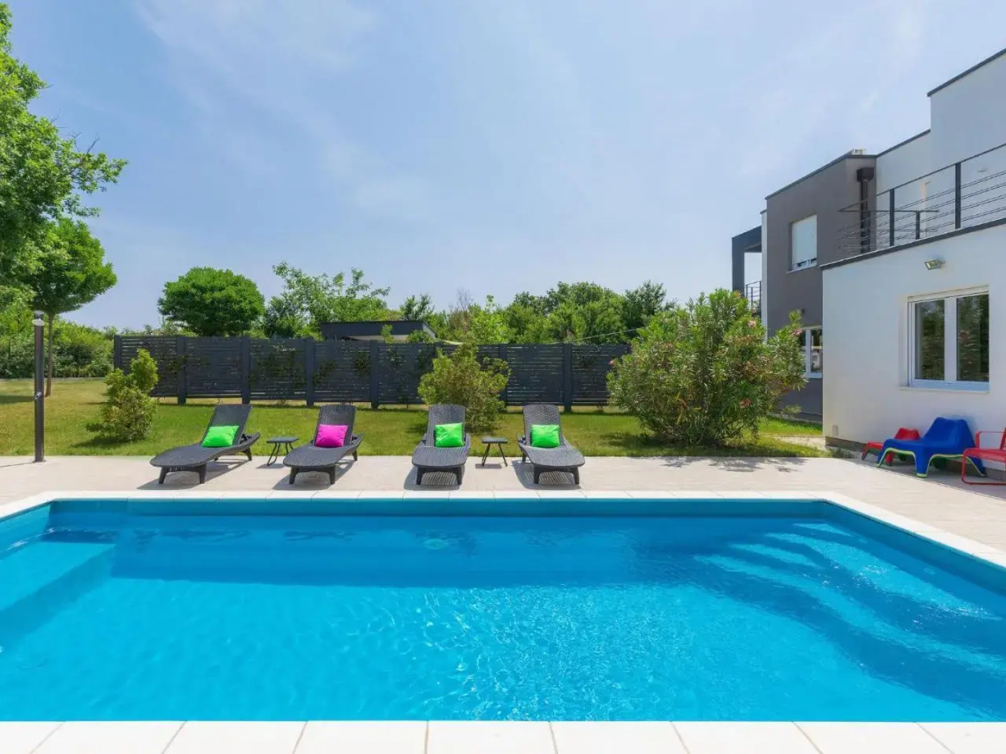Holiday home Liznjan Liznjan