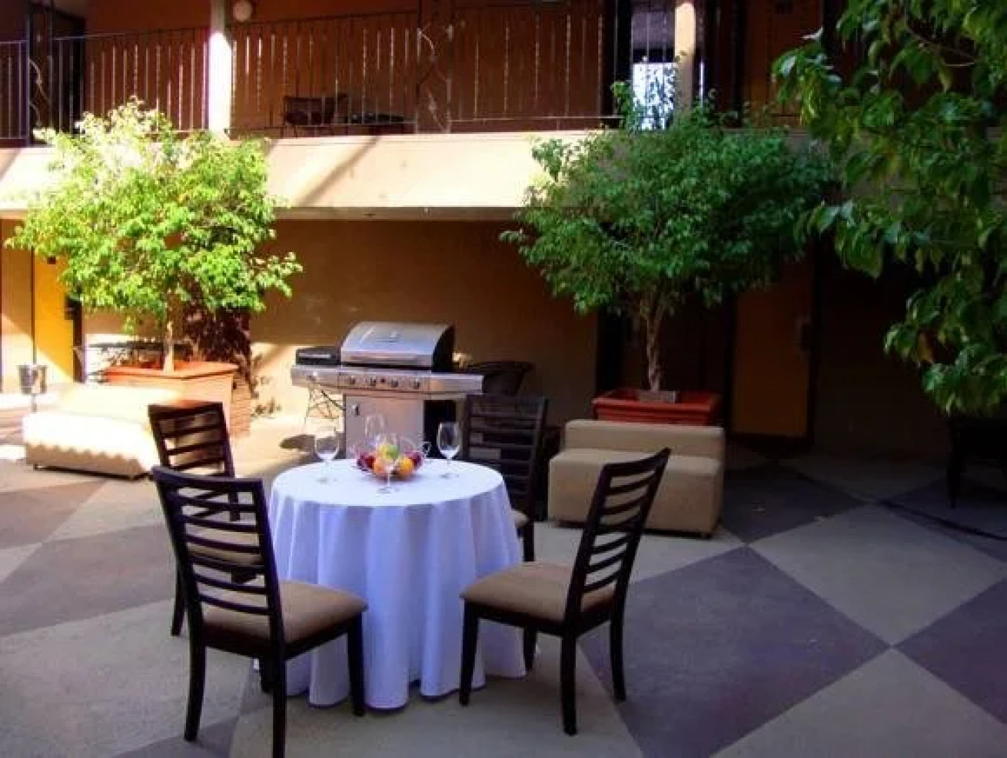 Vagabond Inn Executive Bakersfield Downtowner