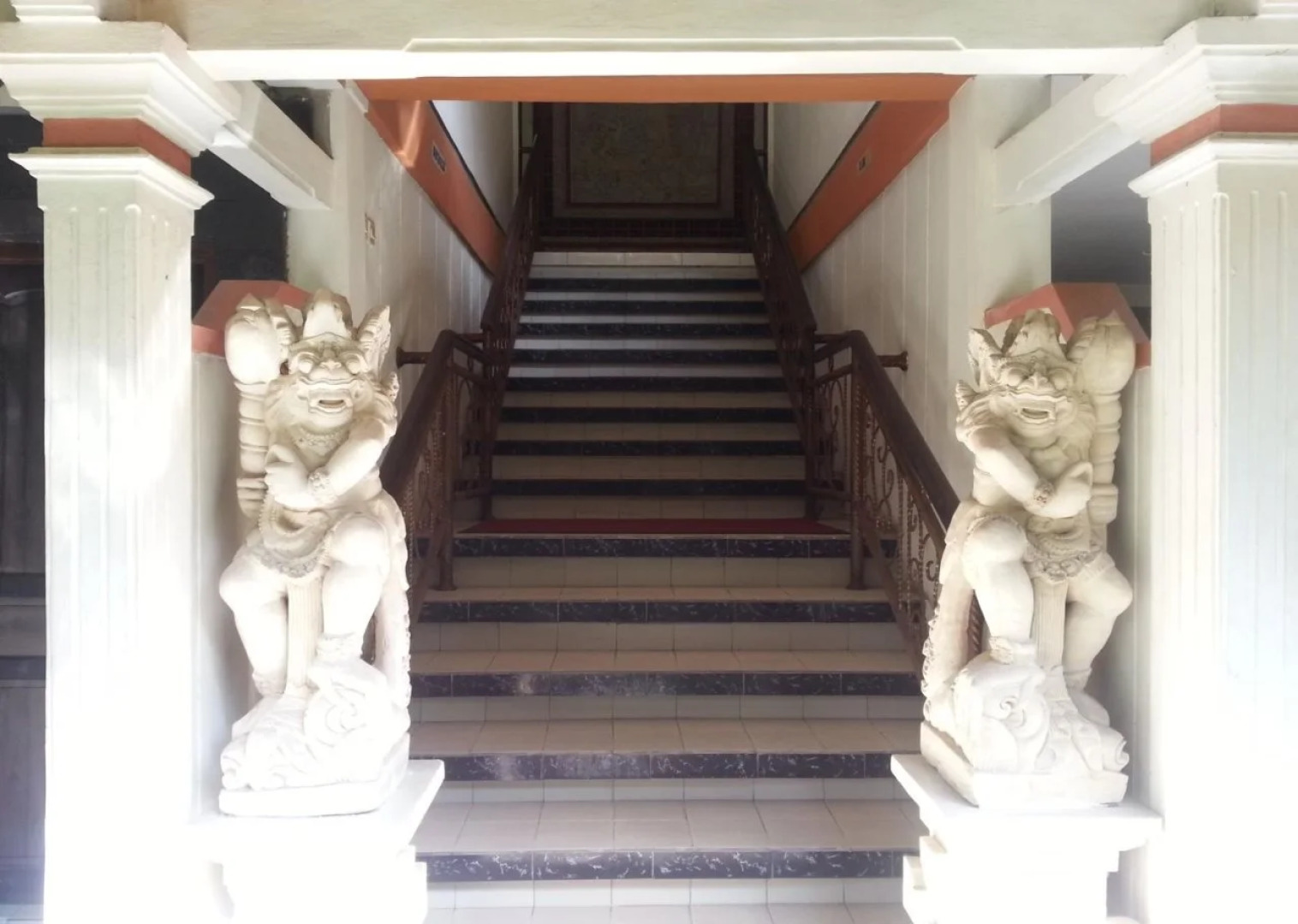 Dewa Bharata Bungalows Legian