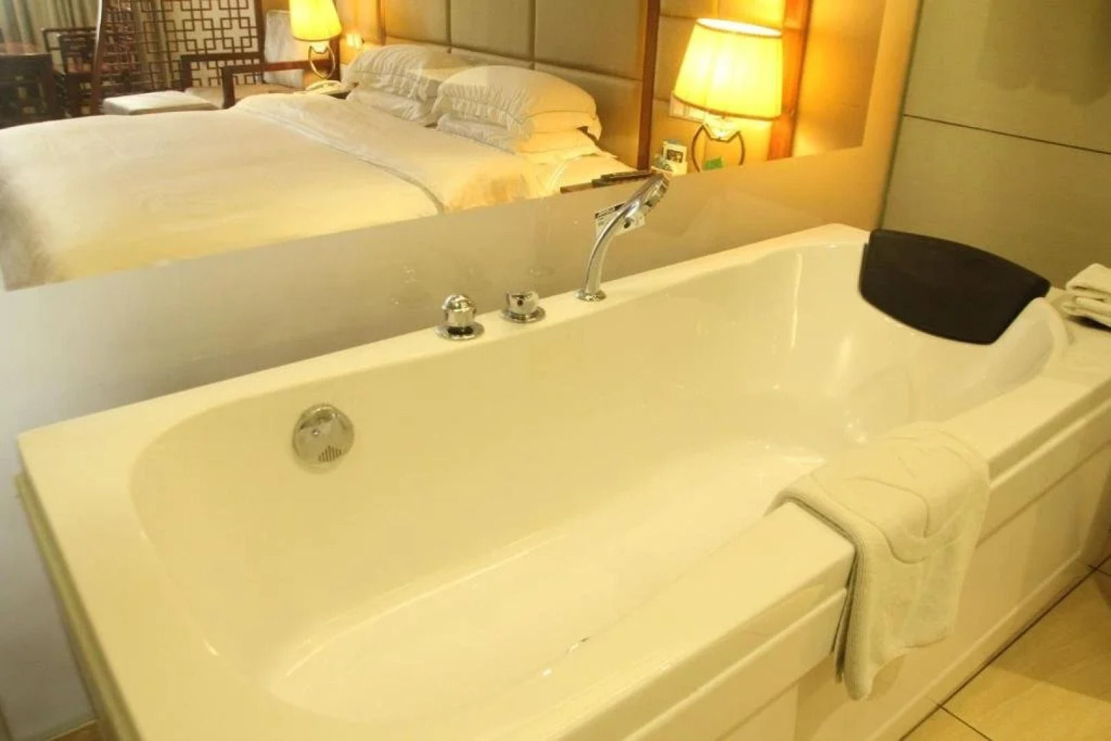 Yangjiang Jiayue Hotel